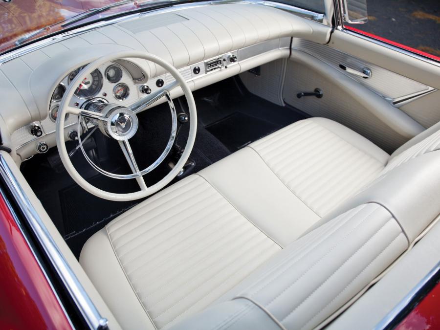 Интерьер Ford Thunderbird F-Code Special Supercharged (40) 1957 года  (фото 14 из 40)